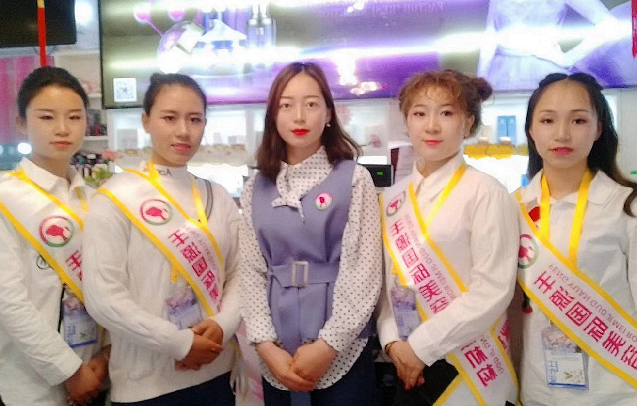 丰源国际美妆添彩“花海果乡”汉源第八届梨花节背后的故事