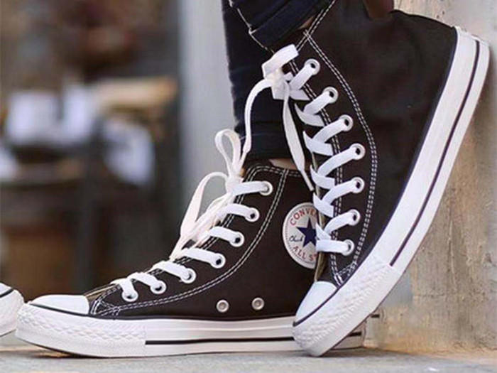 斯凯奇今天特卖,匡威斯凯奇二选一