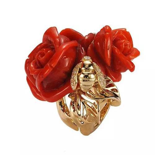 人世间有百媚千红的下一句是什么,任世间百媚千红唯独对你情有独钟