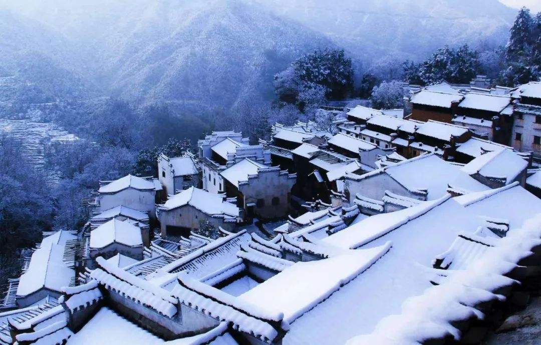 窦娥冤里是六月雪吗,窦娥冤比六月雪好在哪里