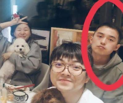 撩男神,炒CP,如此“做作”的金靖真能变成贾玲的接班人?