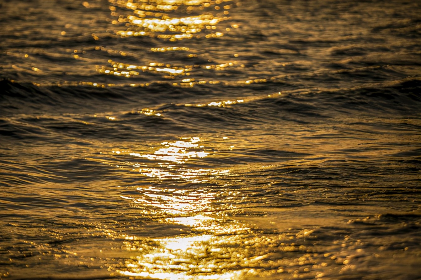 我最喜欢的地方海南三亚,三亚早晨的海滩