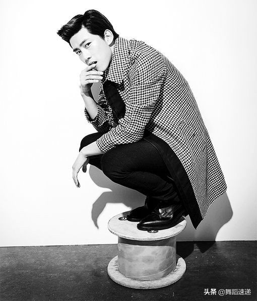 只有当你也变得好才是偶像的力量,第一步努力和偶像靠近