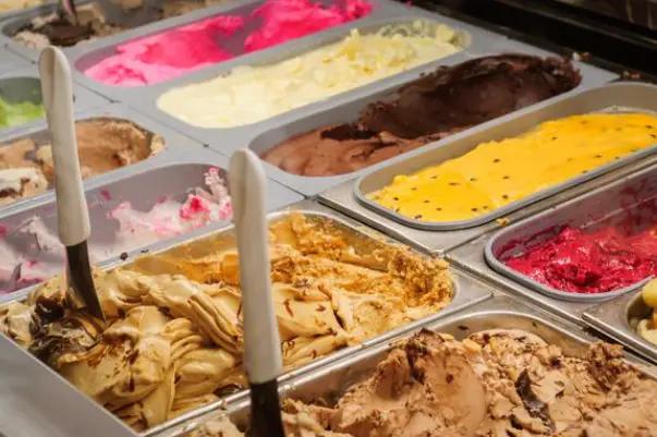 地摊最赚钱最好做什么生意,地摊生意怎么做最赚钱