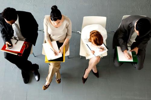 领导培养新人想替换我咋办,领导开始找人顶替我的岗位