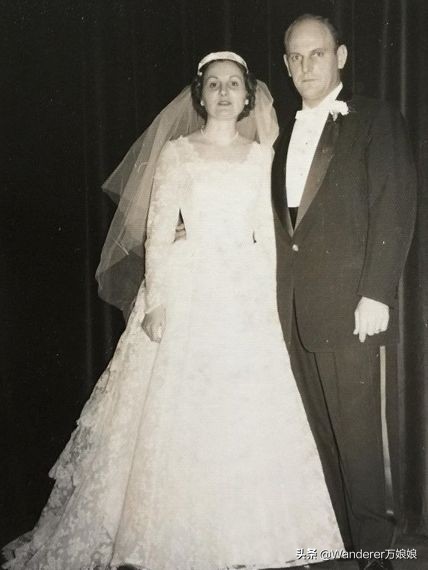 93岁奶奶恶搞27岁孙子一夜爆红！1300万网友实力围观：奶奶太坑了