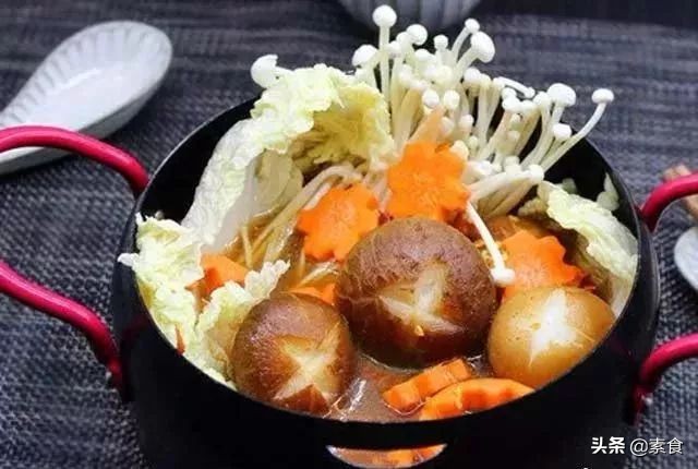 比肉还好吃的素火锅,清淡的素火锅