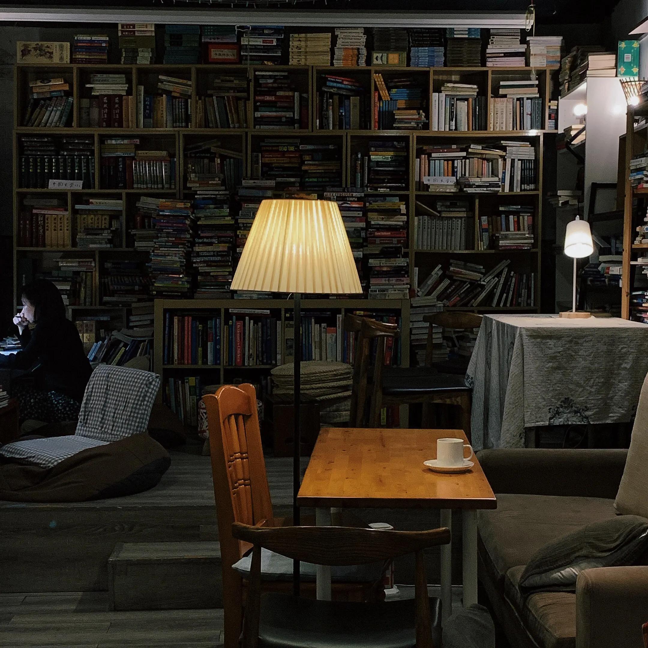 深圳蛇口｜偶然走进电影里的书店