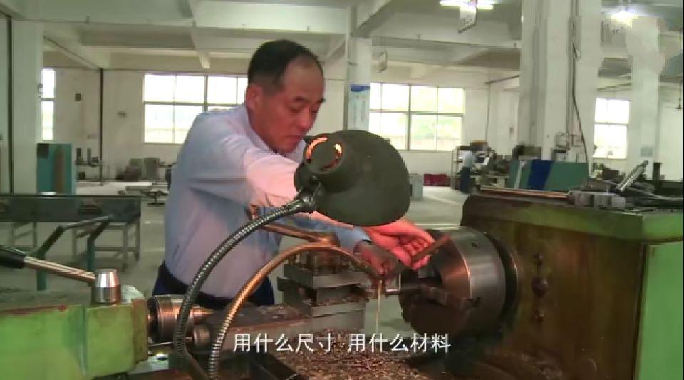 牛人发明自动包子机,连面点师傅都要下岗了