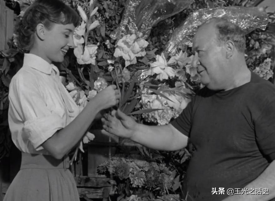 奥黛丽赫本成熟时期电影简介,1953年赫本《罗马假日》