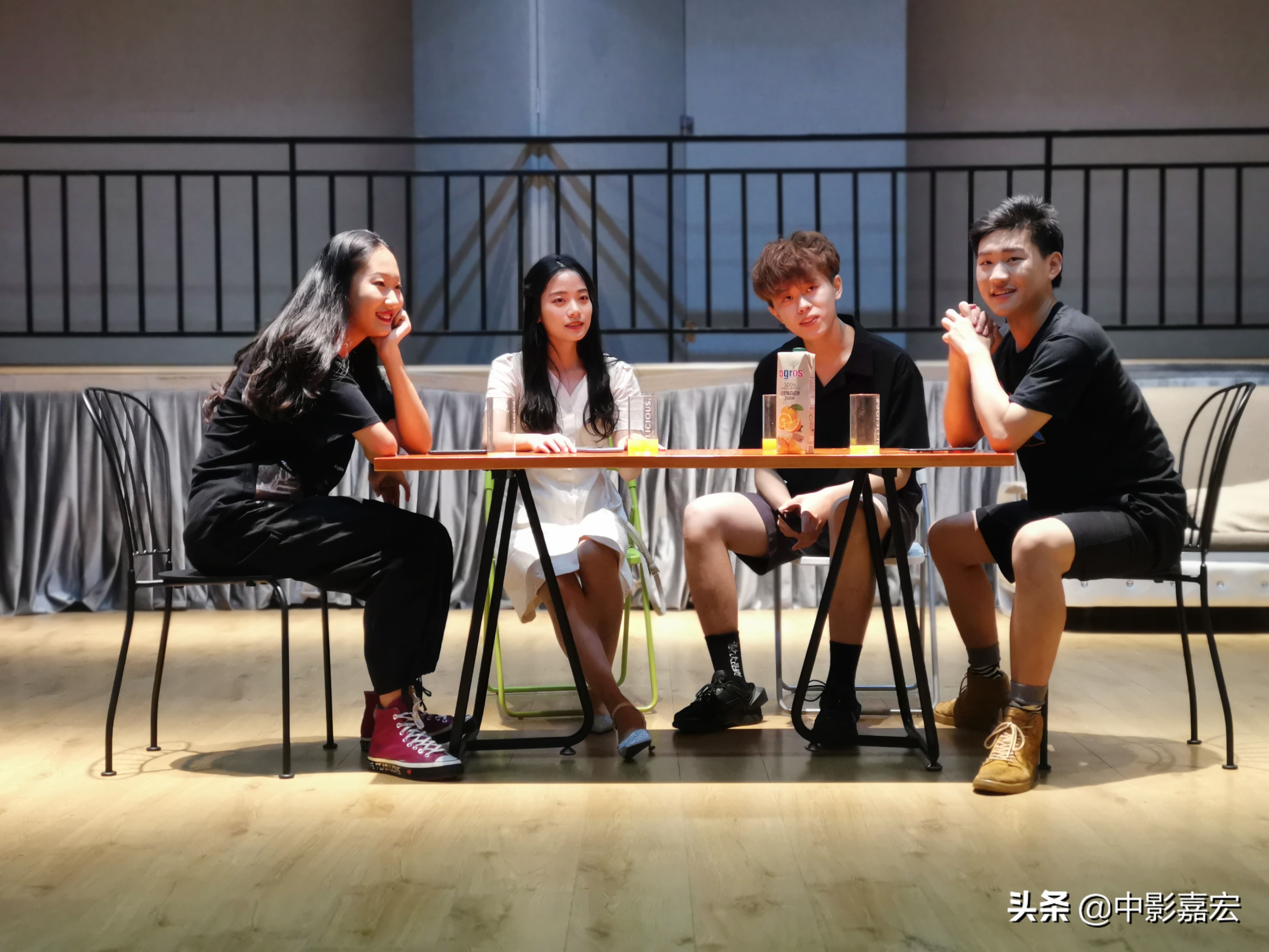 在舞台上表演如何避免忘词,表演笑场怎么办