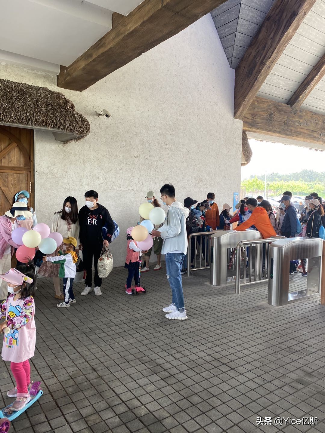 亿斯助力三寰牧场亲子活动,培养儿童饮水知识