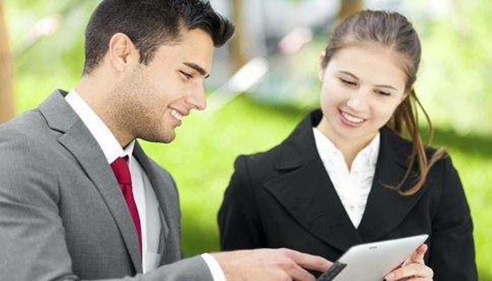 和同事相处老是矛盾怎么办,和同事相处不好怎么和领导沟通