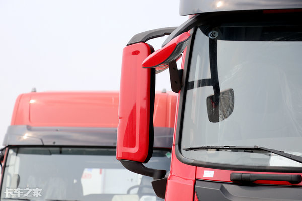 东风天龙旗舰国六560自动挡牵引车,国六东风天龙kl465载货车