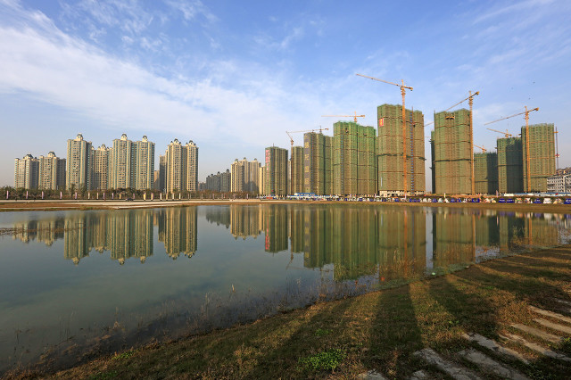 买楼需要了解的基本问题,买楼一期好还是二期好