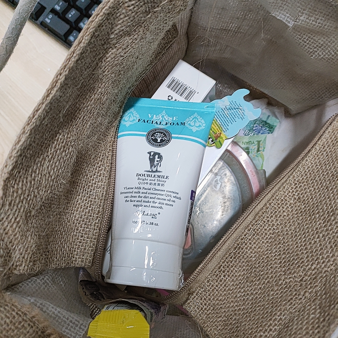 泰国葳兰氏洗面奶可以美白吗,葳兰氏洗面奶适合痘痘肌