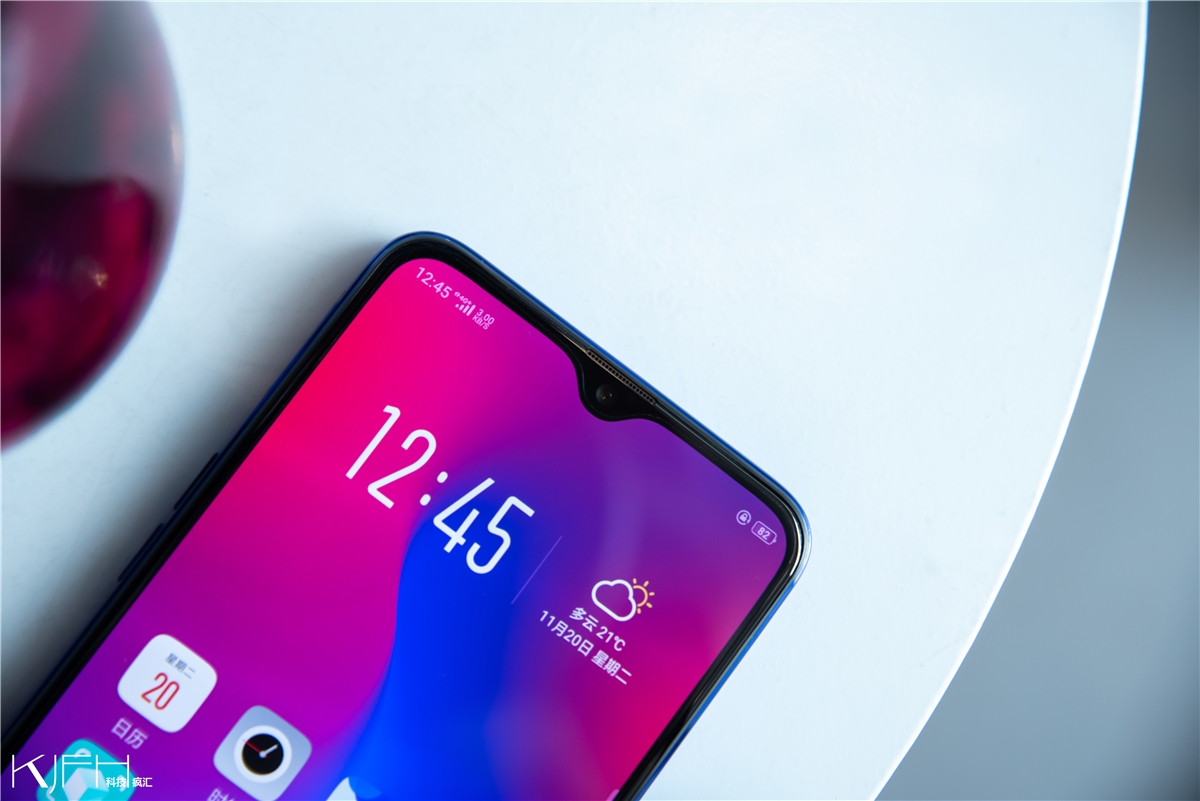 OPPOK1评测:高颜值且硬件强劲,被贴“爆款”标签是有原因的