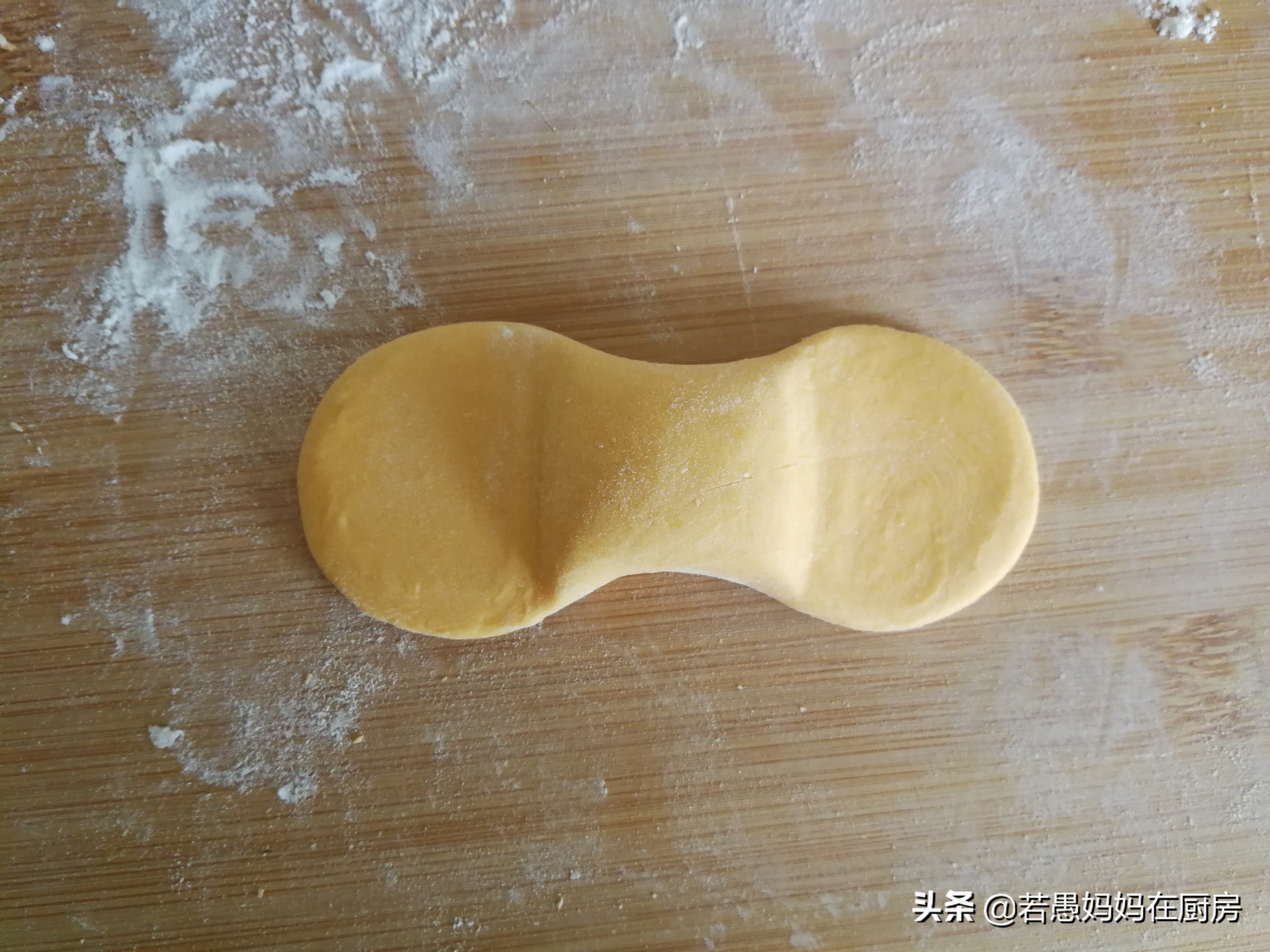 做黄金小馒头的方法,黄金元宝馒头做法