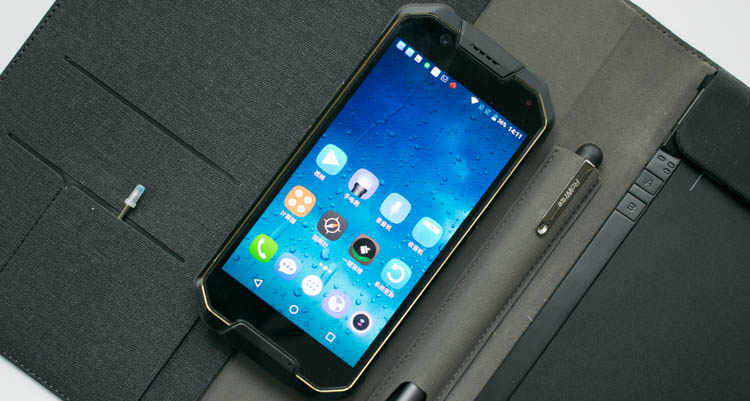 目前最强双摄手机,待机20天手机