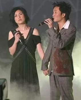 有多少人爱杨千嬅,为什么香港人爱杨千嬅