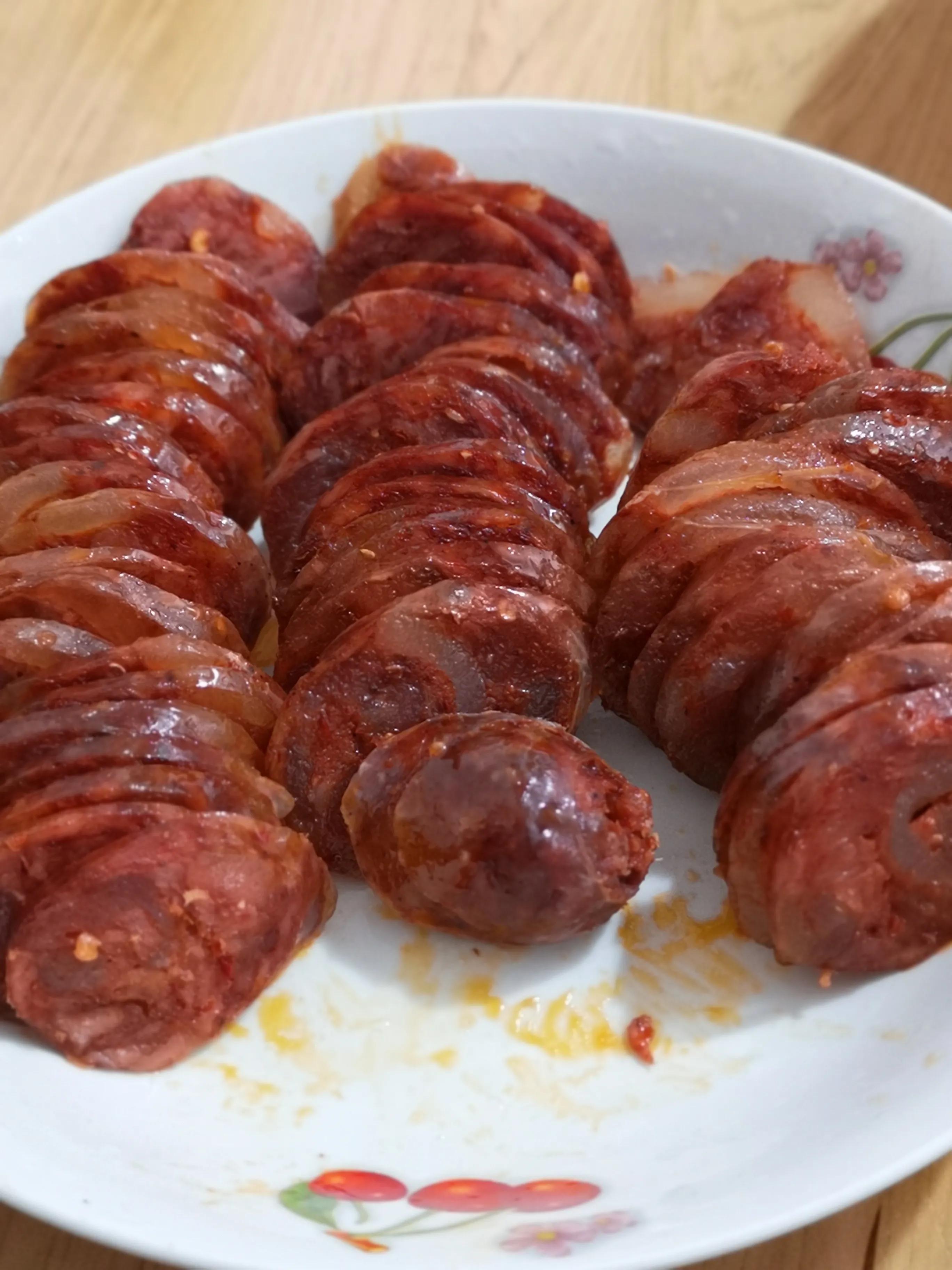 天冷了有什么取暖神器,数九寒冬屋内火炉取暖