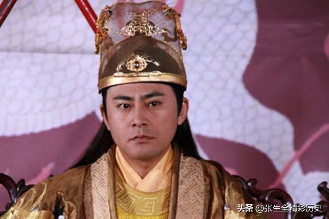 朱权的八万兵马是怎么被朱棣夺去的？夺去后，朱权为何还帮他