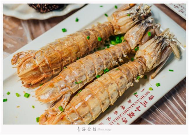 一家四口去三亚旅游既省钱又开心,带两个娃去三亚旅游