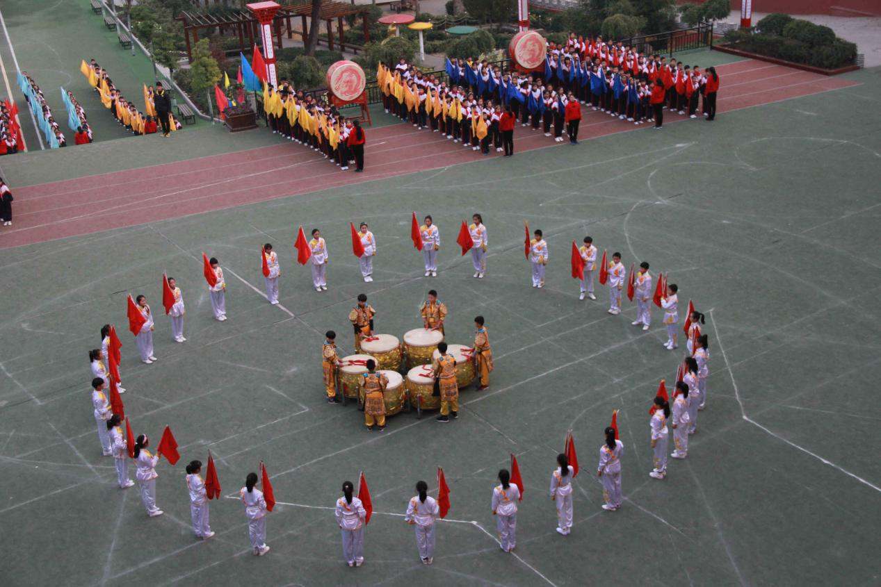 叠罗汉幼儿舞蹈,集体舞蹈叠罗汉