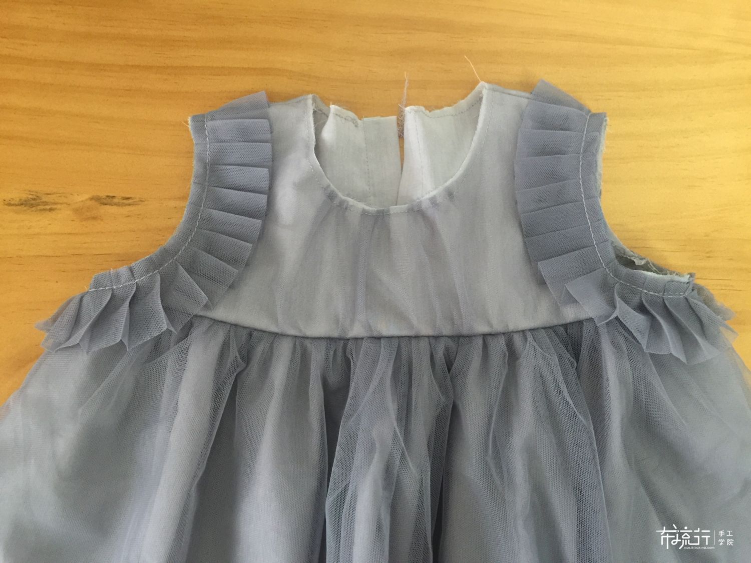 做女宝公主裙,女宝披肩纱裙公主裙