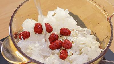 过年前，每天一碗“仙女汤”，面色红润，比敷面膜还管用