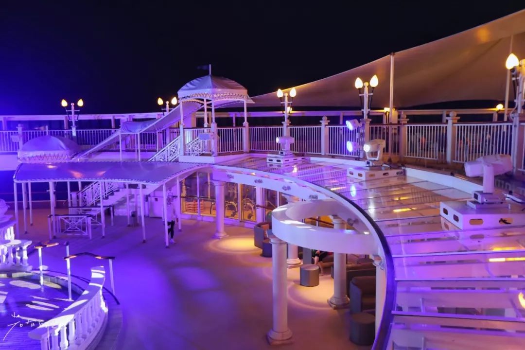 带着父母坐游轮到日本旅游,搭上邮轮去带着全家去旅行