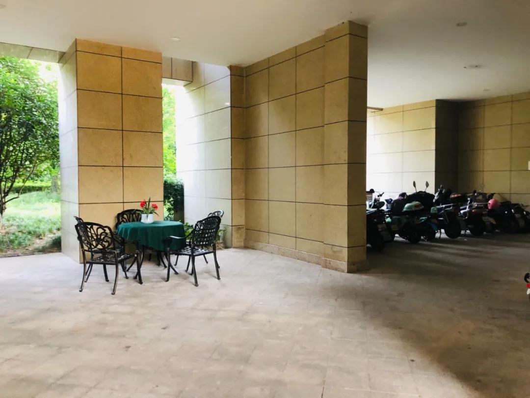 1天谈崩4套！没有次新房的三墩，与三墩北差了不止一点