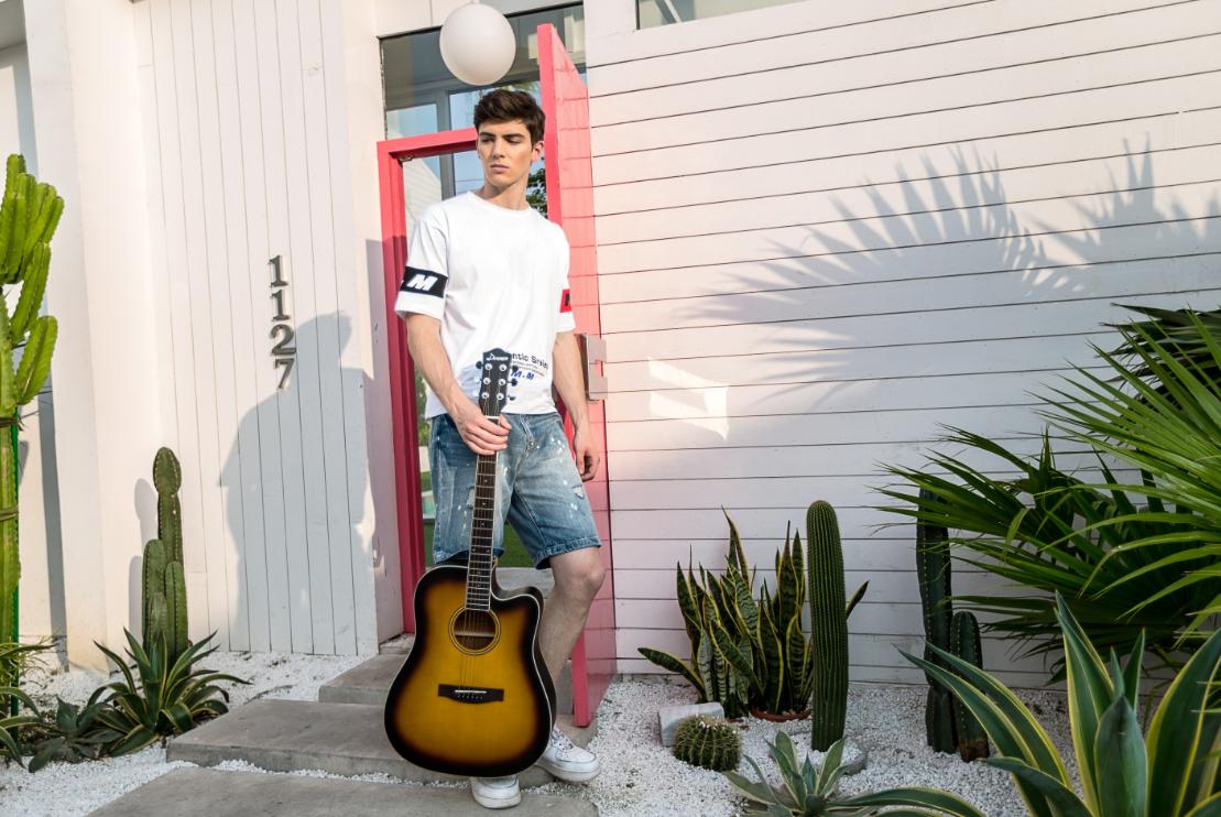 吉他长期不弹怎么保养,保养吉他可以用酒精擦吗