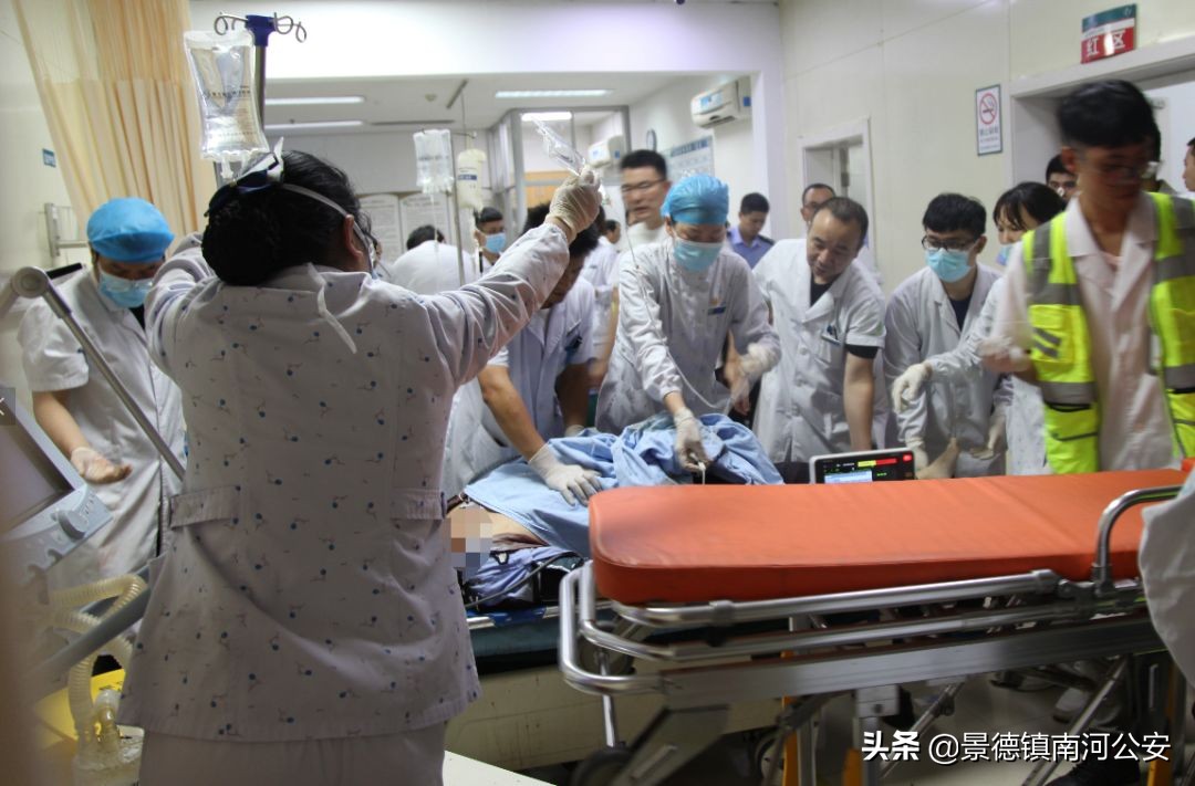 掩护群众浙江两位警察牺牲,5名民警牺牲最新消息