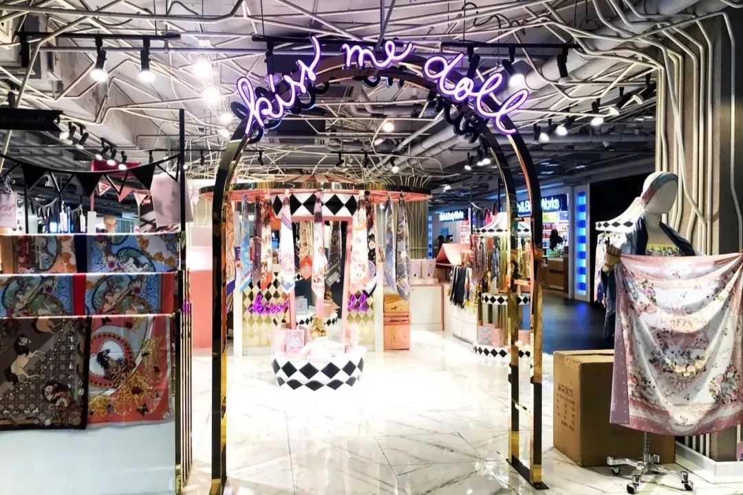 曼谷的商场有哪些,曼谷的商场暹罗广场