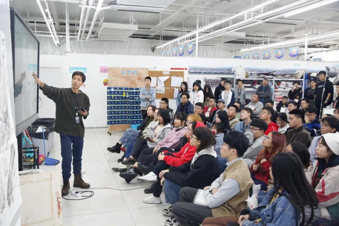 张雪峰美术生最吃香的专业,美术生环境设计专业就业前景