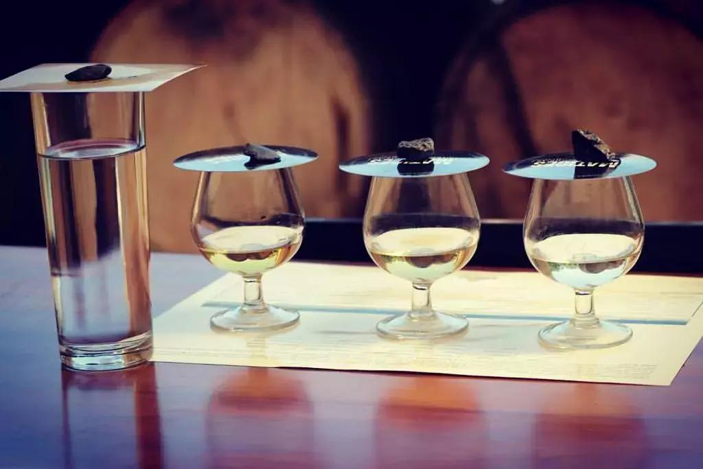 墨西哥酒桶民宿,不可错过的密室店