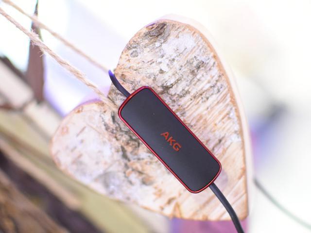 akgk374u升级版,akg经典平头塞