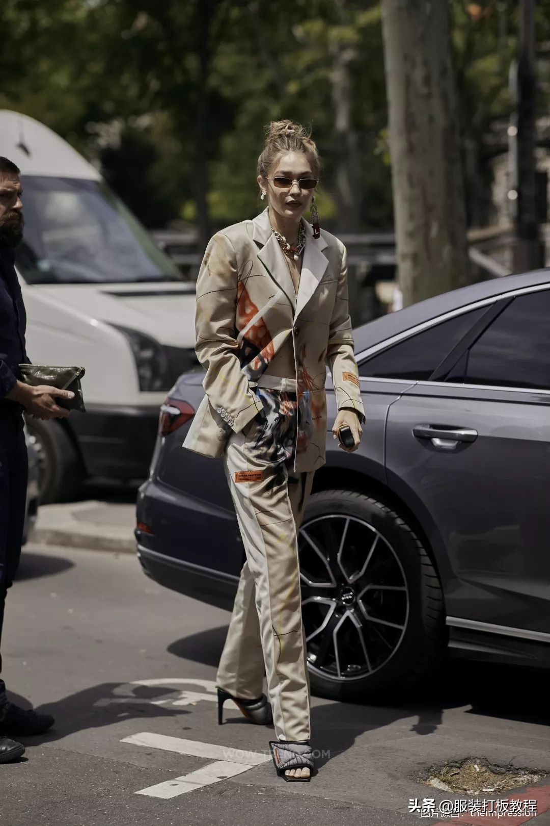 2021冬季服装流行趋势裤装,2021秋冬服装流行裤子