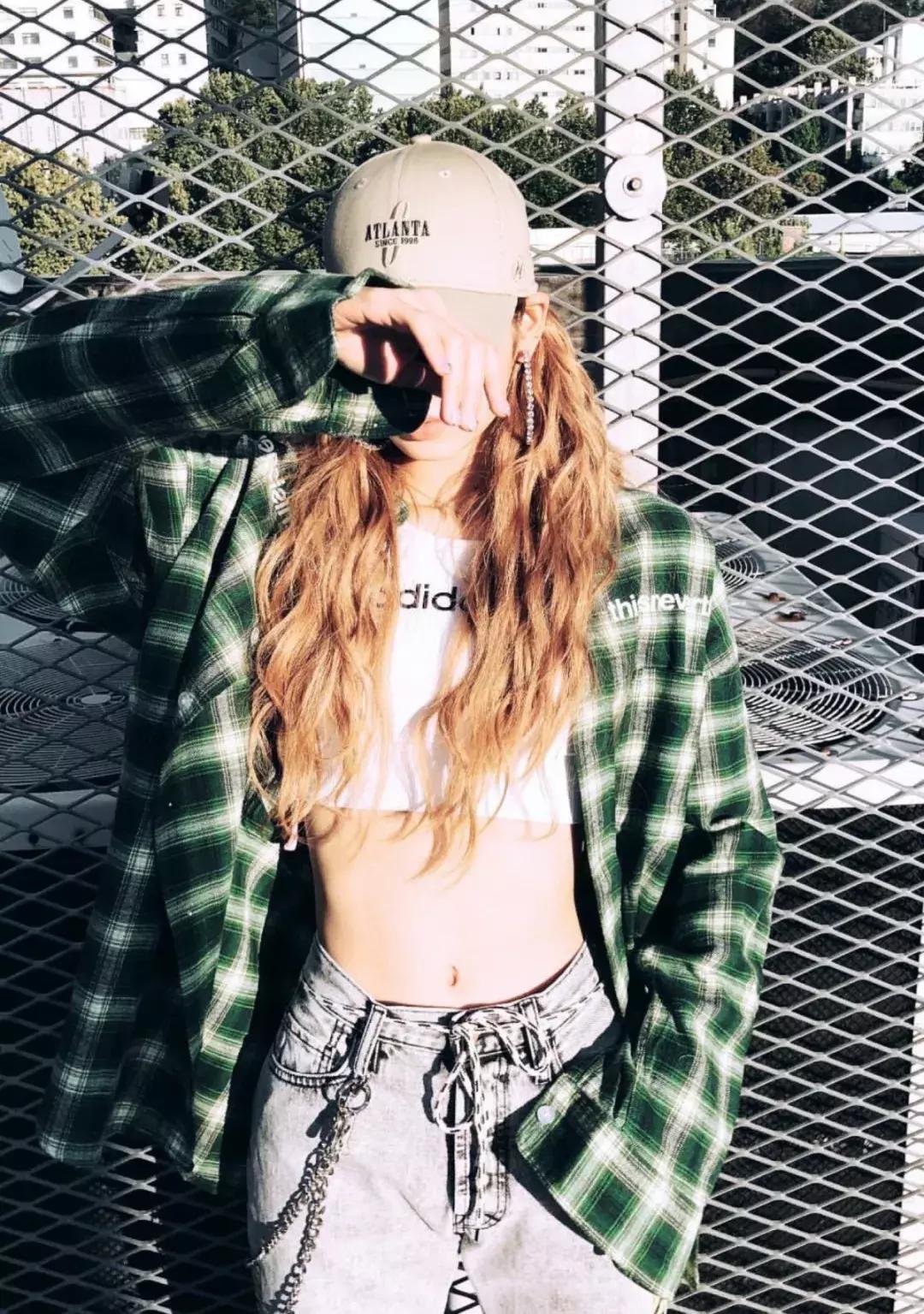 最火的拍照姿势模板,最全创意拍照法