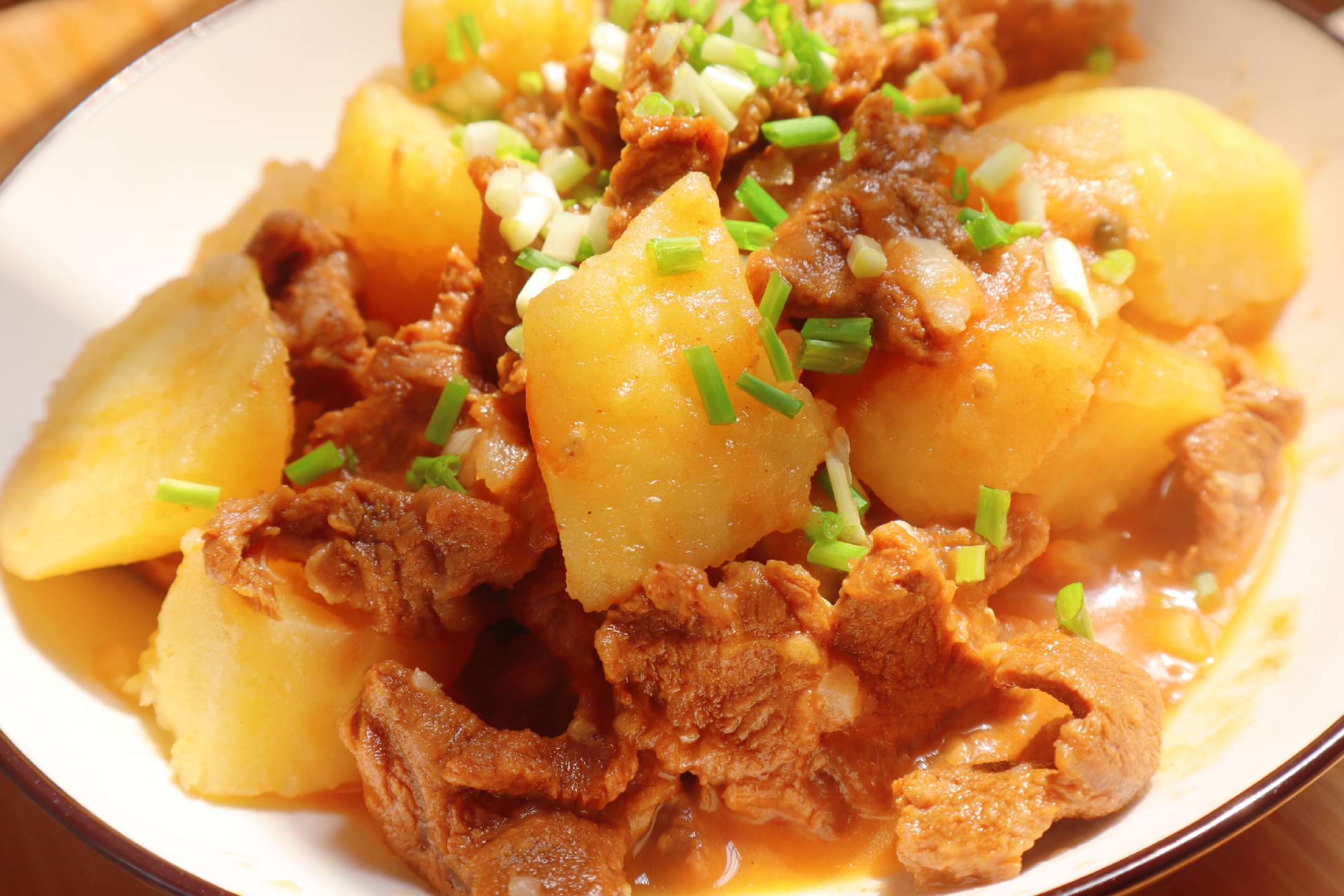 如何做出孩子爱吃的牛肉,给孩子做牛肉怎么做好吃又有营养