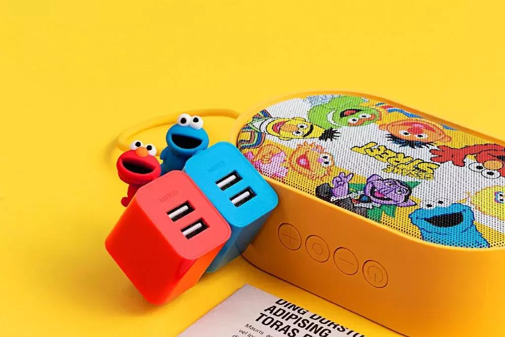 kakaofriends名创优品盲盒,kakao联名款保温杯名创优品