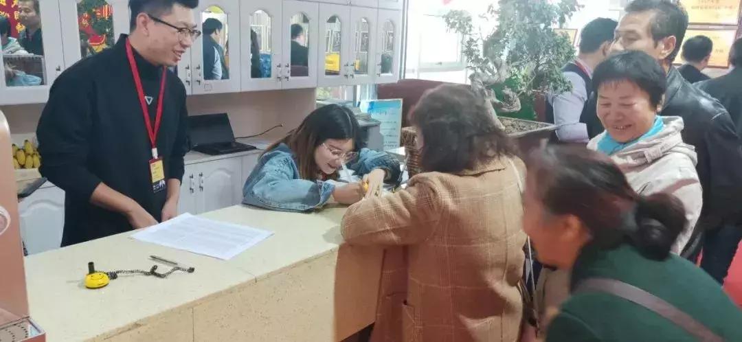 <html>
<head><title>502BadGateway</title></head>
<body>
<center><h1>502BadGateway</h1></center>
<hr><center>nginx</center>
</body>
</html>
<!--apaddingtodisableMSIEandChromefriendlyerrorpage-->
<!--apaddingtodisableMSIEandChromefriendlyerrorpage-->
<!--apaddingtodisableMSIEandChromefriendlyerrorpage-->
<!--apaddingtodisableMSIEandChromefriendlyerrorpage-->
<!--apaddingtodisableMSIEandChromefriendlyerrorpage-->
<!--apaddingtodisableMSIEandChromefriendlyerrorpage-->
