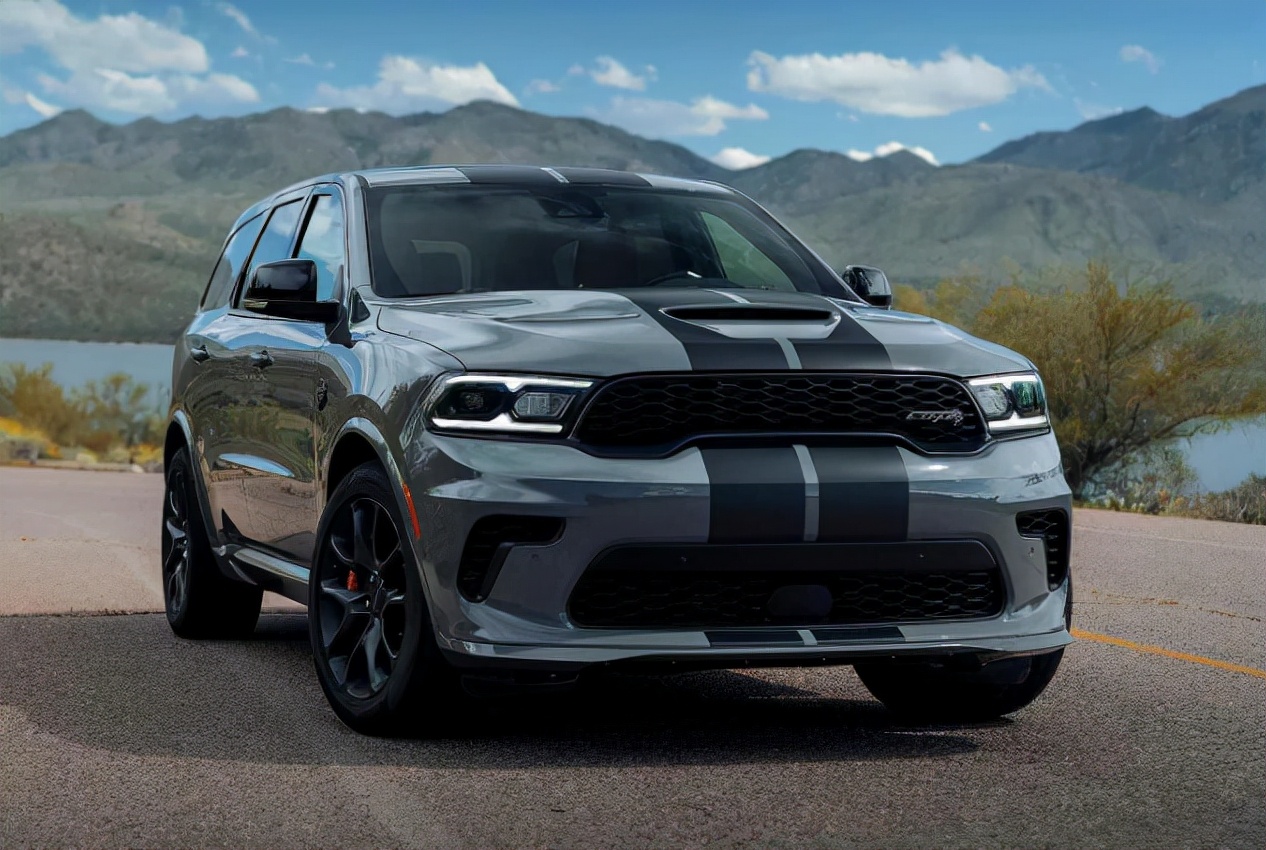 2022款全新道奇杜兰戈6座高配四驱,2021款道奇杜兰戈