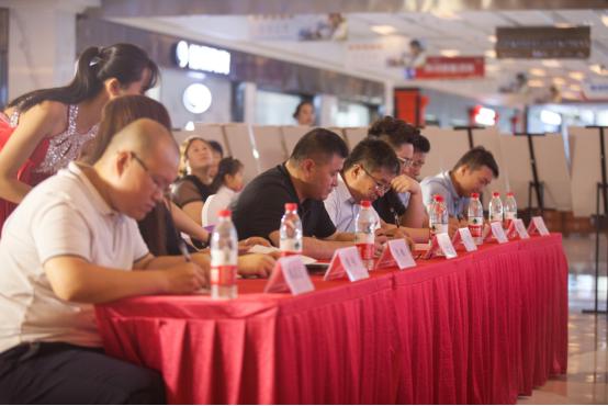 新华学府上园116平装修,新华学府上园99平装修