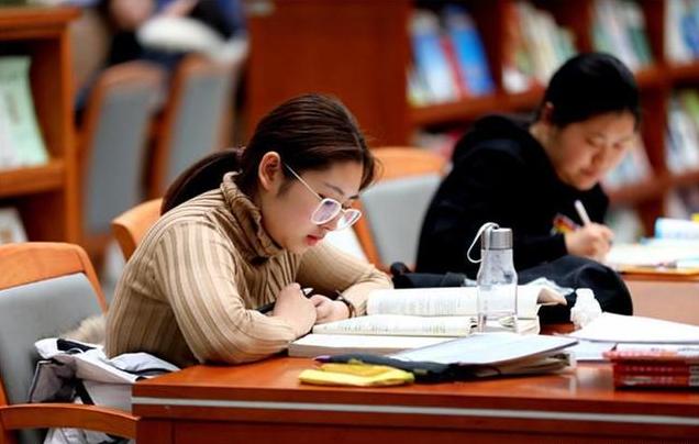 考研成绩出来前联系导师邮件,考研成绩出来之后联系导师的邮件