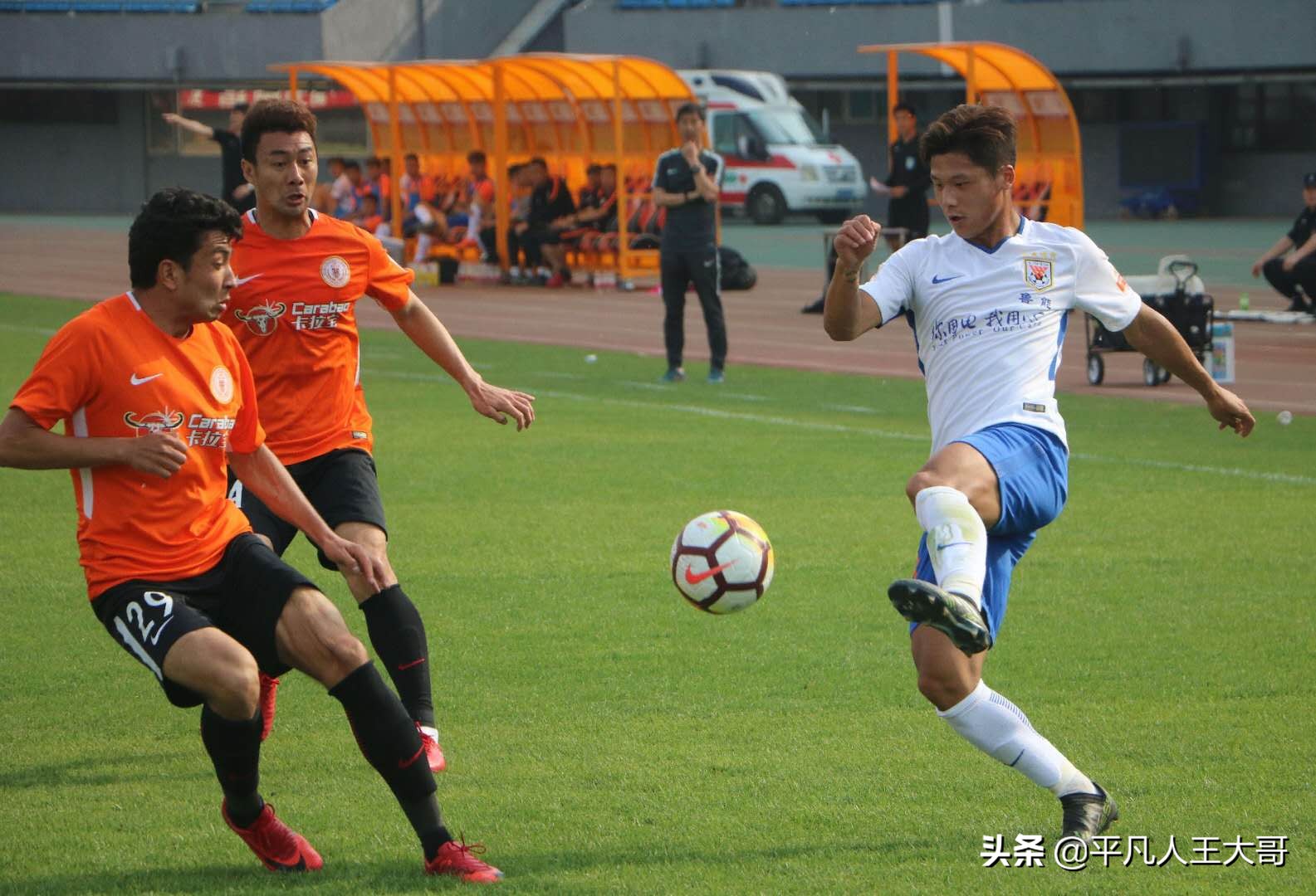 鲁能三连胜领跑积分榜,山东鲁能险胜山东魏桥领跑积分榜