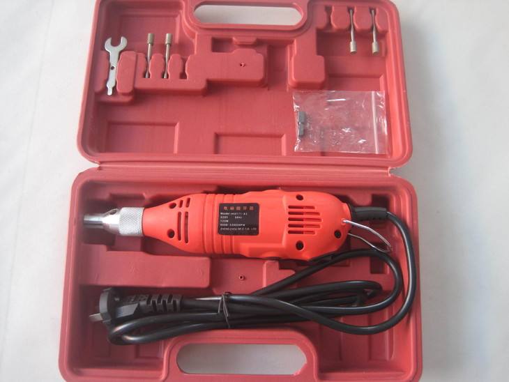 仔猪剪牙的注意事项有哪些,仔猪剪牙齿的视频