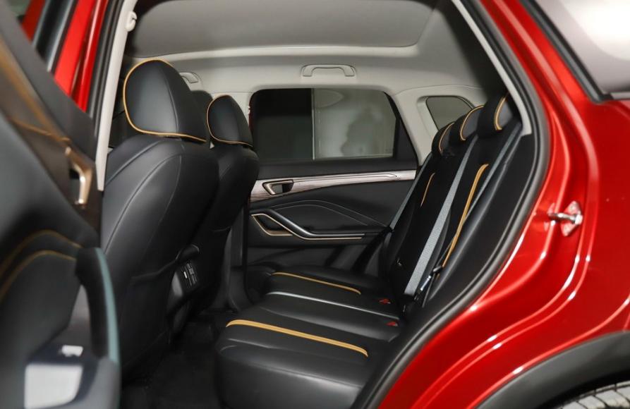 一汽好还是奇瑞好,奇瑞动力那么强为什么销量不行