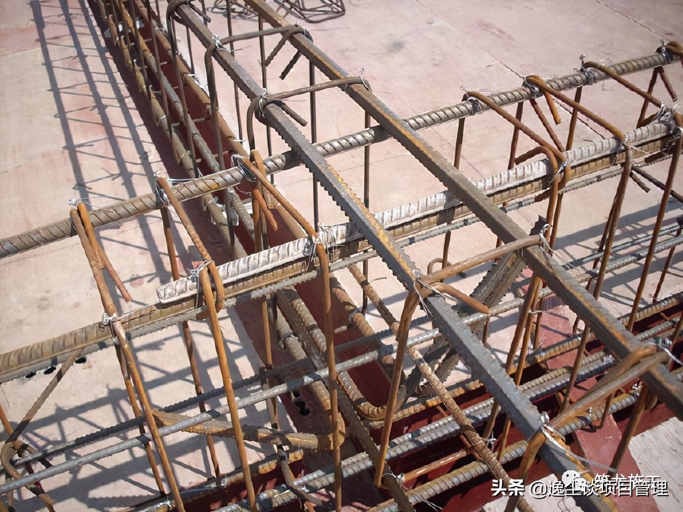 施工现场钢筋安装绑扎通病案例,钢筋质量通病基础知识培训讲义